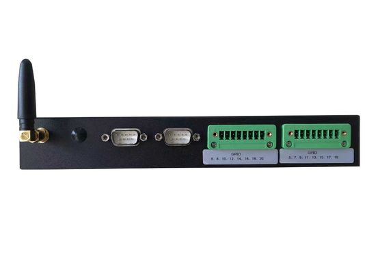 ODMはパネルのPC RK3568 Fanless埋め込まれたコンピュータ産業箱のPCを埋め込んだ